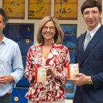 Sconfiggere lo spreco alimentare, una sfida che è possibile vincere fotografia con Virgilio Villoresi, Maria Chiara Gadda, Nicolò Corradi con il libro del risparmio